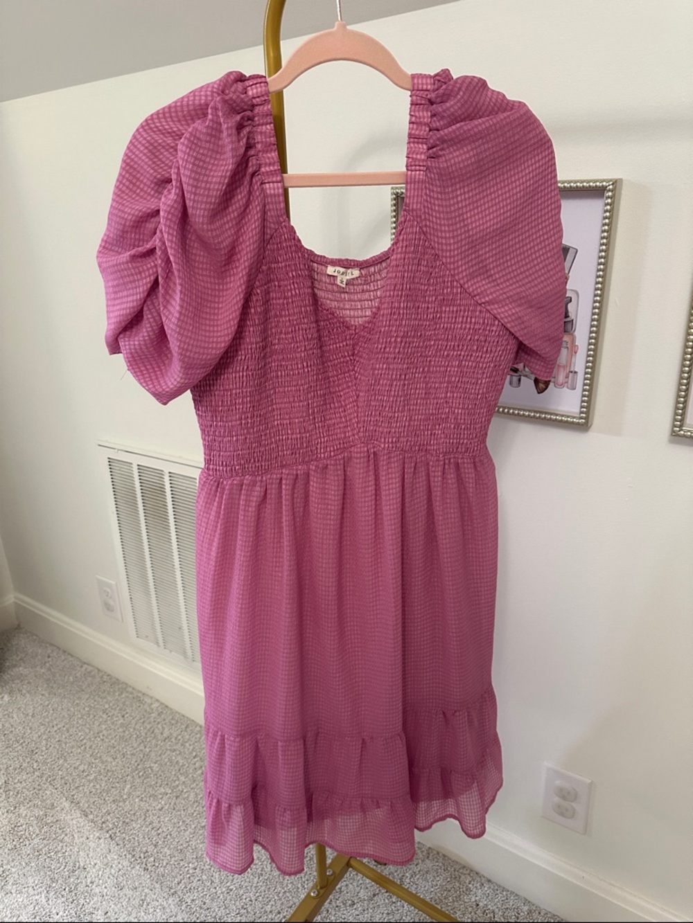 JODIFL Pink Puff Sleeve Smocked Dress